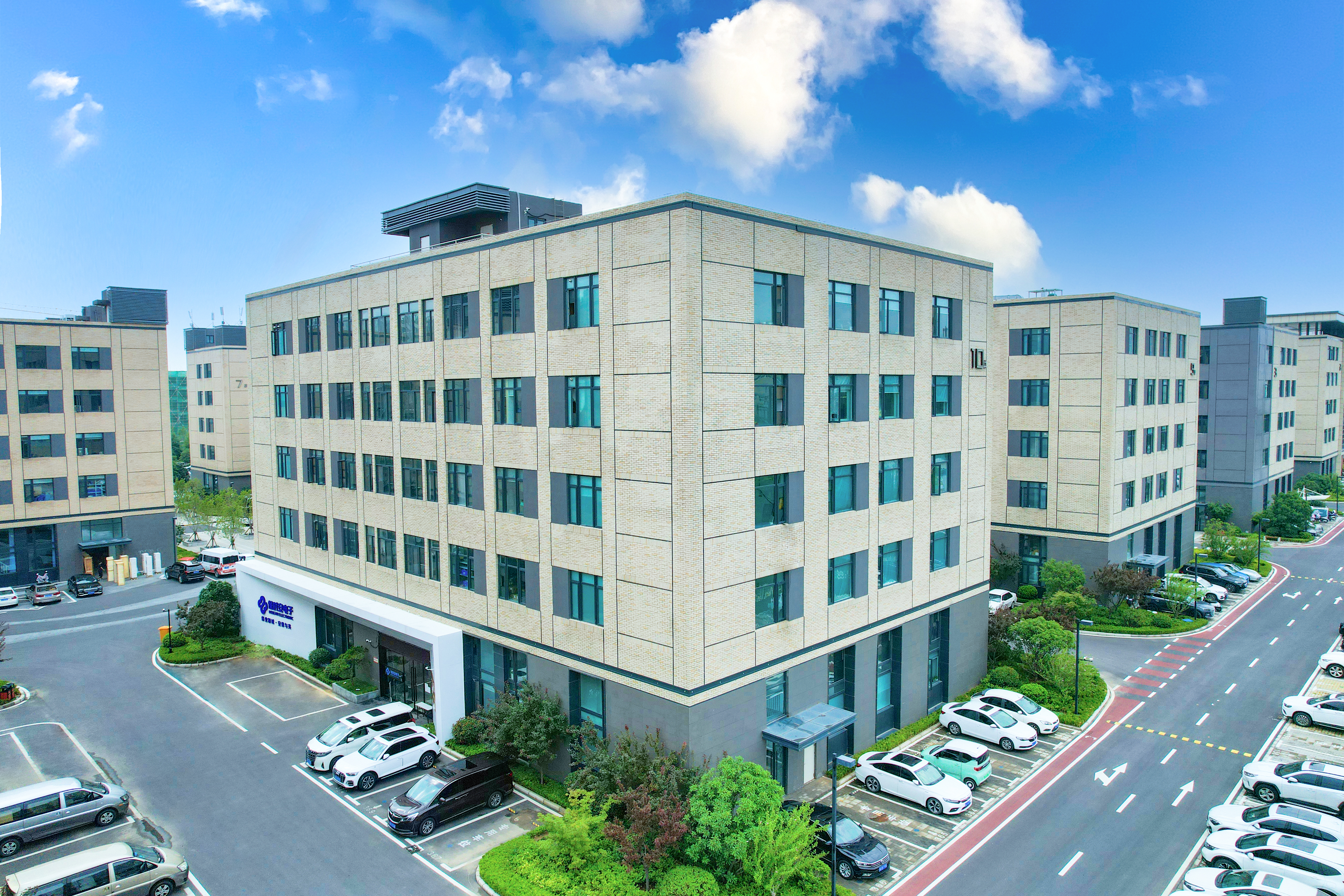 DJI_0136.jpg